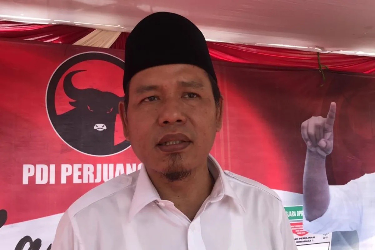 Syaifudin Zuhri Resmi Jadi Ketua DPRD Surabaya Gantikan Adi Sutarwijono