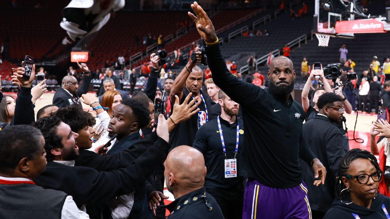 Lakers Kalahkan Rockets, Siap Hadapi Thunder di Playoff